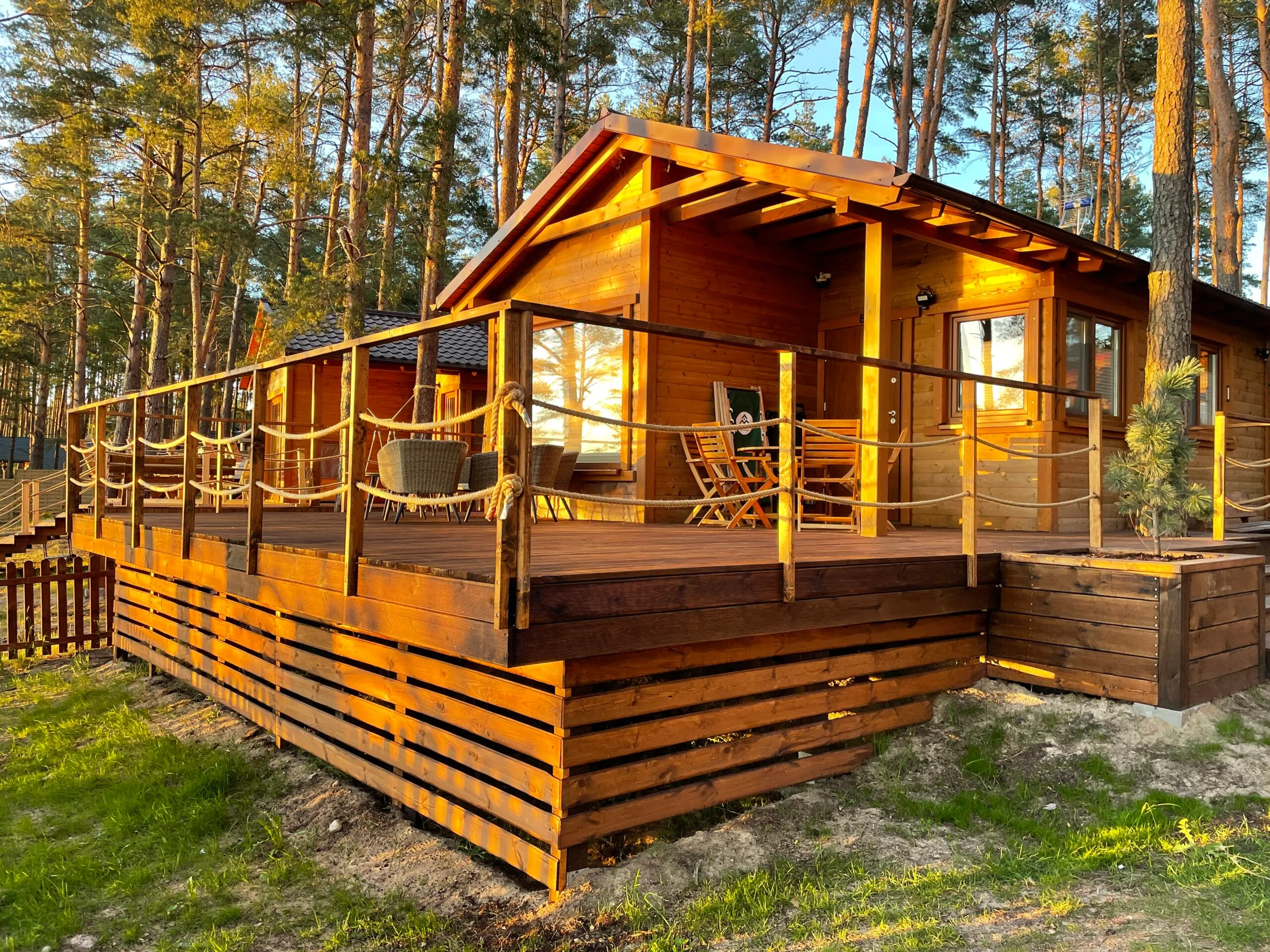 Panorama holiday cabin in the pine forest by Lake Wdzydze in Borsk